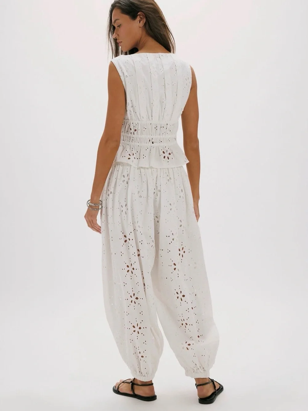 Free People Jude Eyelet Set Size Medium New Without Tags
